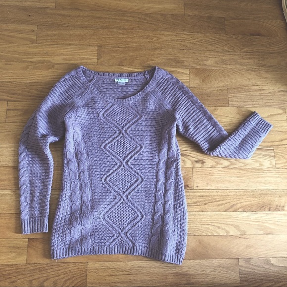 Venus Sweater, - Picture 2 of 5